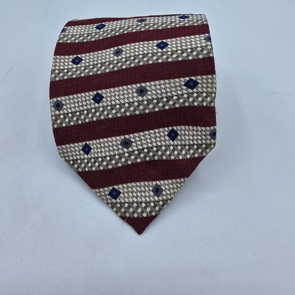 Claiborne Other - Claiborne Men's Silk Tie Red Biege Necktie  4"x57" Formal Vintage